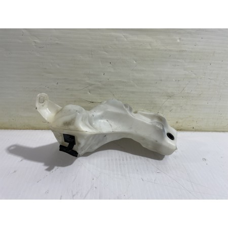 Recambio de deposito limpia para citroën c4 sedan collection referencia OEM IAM 6431H9  