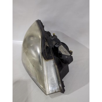 Recambio de faro derecho para nissan primera hatchback (p12) 1.6 referencia OEM IAM 26010AU80B  
