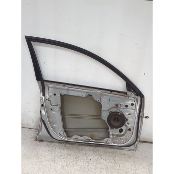 Recambio de puerta delantera izquierda para nissan primera hatchback (p12) 1.6 referencia OEM IAM 80101BA030  