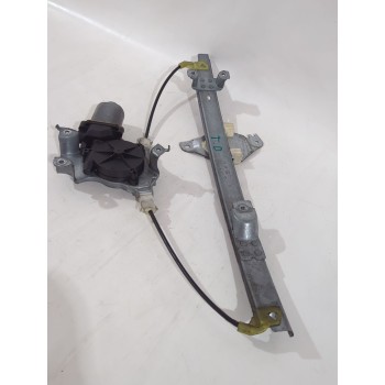 Recambio de elevalunas trasero derecho para nissan primera hatchback (p12) 1.6 referencia OEM IAM 82720AV60B  