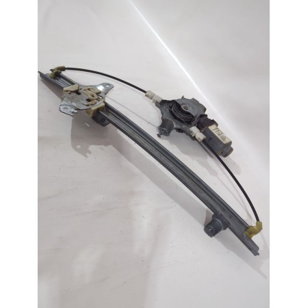 Recambio de elevalunas trasero izquierdo para nissan primera hatchback (p12) 1.6 referencia OEM IAM 82721AV60B  