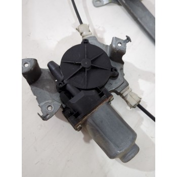 Recambio de elevalunas trasero izquierdo para nissan primera hatchback (p12) 1.6 referencia OEM IAM 82721AV60B  