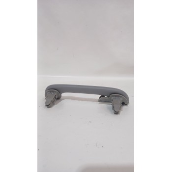Recambio de asidero techo trasero derecho para nissan primera hatchback (p12) 1.6 referencia OEM IAM 8200003209  