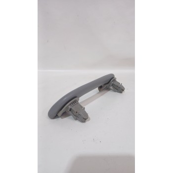 Recambio de asidero techo trasero derecho para nissan primera hatchback (p12) 1.6 referencia OEM IAM 8200003209  