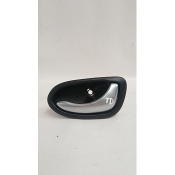 Recambio de maneta interior trasera derecha para nissan primera hatchback (p12) 1.6 referencia OEM IAM 82670AV600  