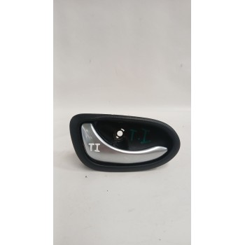 MANETA INTERIOR TRASERA IZQUIERDA 82671AV601 