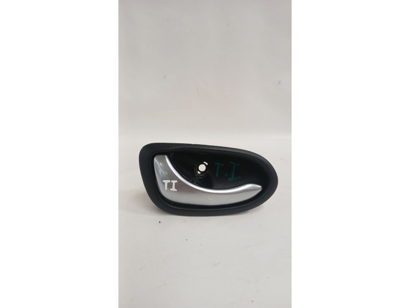 Recambio de maneta interior trasera izquierda para nissan primera hatchback (p12) 1.6 referencia OEM IAM 82671AV601  
