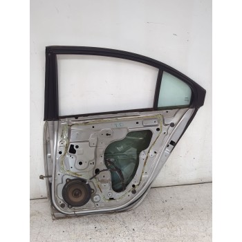 Recambio de puerta trasera derecha para nissan primera hatchback (p12) 1.6 referencia OEM IAM 82100BA030  