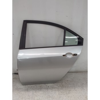 PUERTA TRASERA IZQUIERDA 82101BA030 