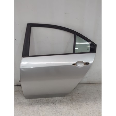 Recambio de puerta trasera izquierda para nissan primera hatchback (p12) 1.6 referencia OEM IAM 82101BA030  