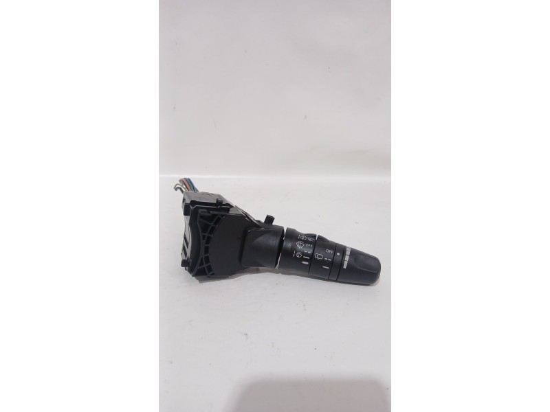 Recambio de mando limpia para nissan primera hatchback (p12) 1.6 referencia OEM IAM 25260AV610  