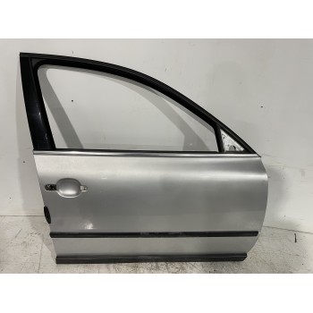 Recambio de puerta delantera derecha para volkswagen passat berlina (3b3) advance referencia OEM IAM 3B4831052BF  