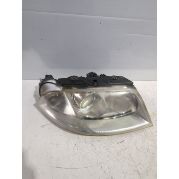 Recambio de faro derecho para volkswagen passat b5.5 (3b3) 1.9 tdi referencia OEM IAM 3B0941016AN  