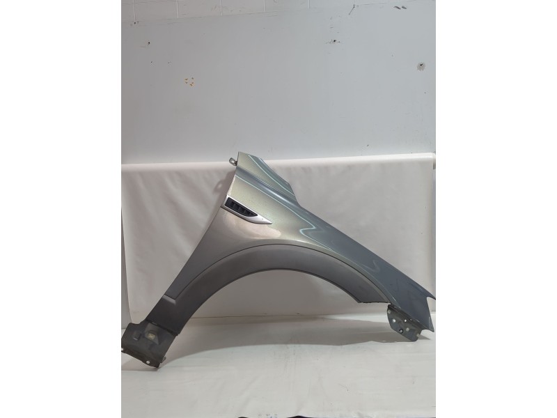 Recambio de aleta delantera derecha para chevrolet captiva (c100, c140) 2.2 d referencia OEM IAM 96624396  