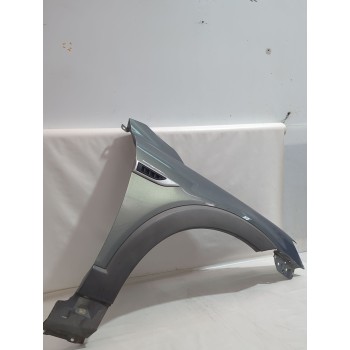 Recambio de aleta delantera derecha para chevrolet captiva (c100, c140) 2.2 d referencia OEM IAM 96624396  
