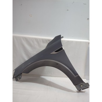 Recambio de aleta delantera izquierda para chevrolet captiva (c100, c140) 2.2 d referencia OEM IAM 96624392  