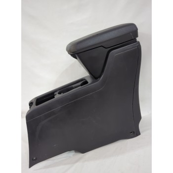 Recambio de consola central para chevrolet captiva (c100, c140) 2.2 d referencia OEM IAM 95319046  