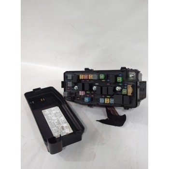CAJA RELES / FUSIBLES 95471067 