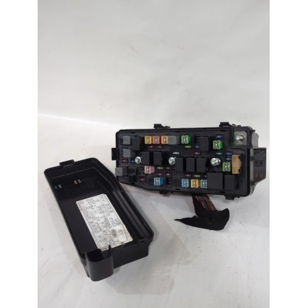 Recambio de caja reles / fusibles para chevrolet captiva (c100, c140) 2.2 d referencia OEM IAM 95471067  