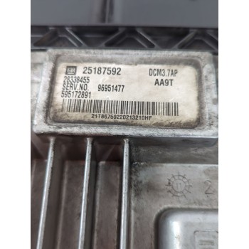 Recambio de centralita motor uce para chevrolet captiva (c100, c140) 2.2 d referencia OEM IAM 25187592  