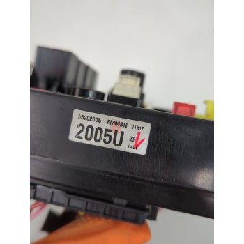 Recambio de caja reles / fusibles para chevrolet captiva (c100, c140) 2.2 d referencia OEM IAM 95202005  