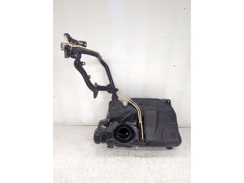 Recambio de deposito combustible para seat ibiza iii (6l1) 1.4 tdi referencia OEM IAM 6J0201060E  