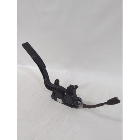 Recambio de pedal acelerador para chevrolet captiva (c100, c140) 2.2 d referencia OEM IAM 20905699  