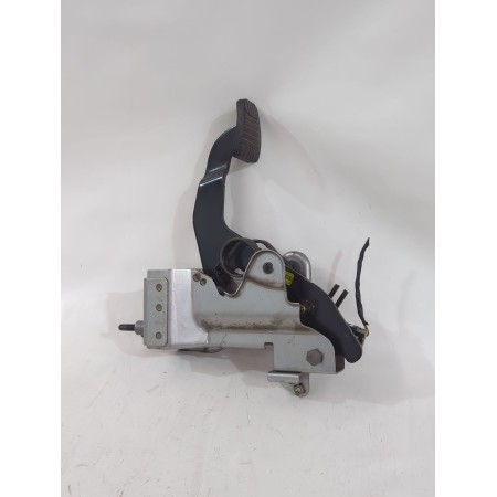 Recambio de pedal embrague para chevrolet captiva (c100, c140) 2.2 d referencia OEM IAM 42614244  