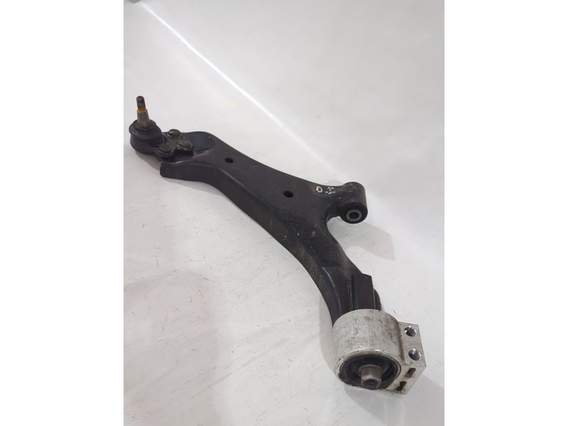 Recambio de brazo suspension inferior delantero izquierdo para chevrolet captiva (c100, c140) 2.2 d referencia OEM IAM 96819161 