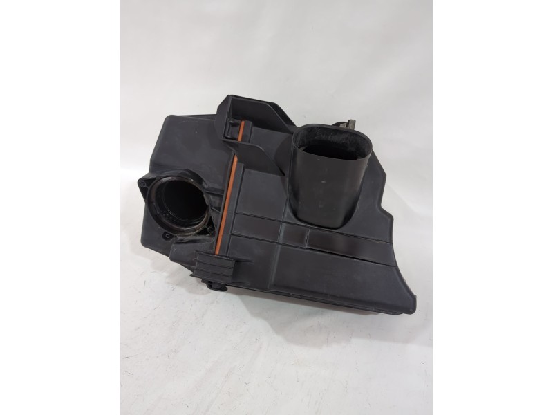 Recambio de caja filtro aire para seat ibiza iii (6l1) 1.4 tdi referencia OEM IAM 6Q0129601AR  