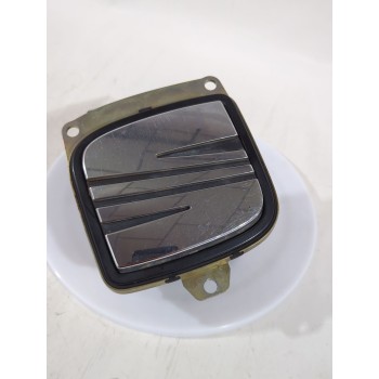 Recambio de maneta exterior porton para seat ibiza iii (6l1) 1.4 tdi referencia OEM IAM 6L6827573D  