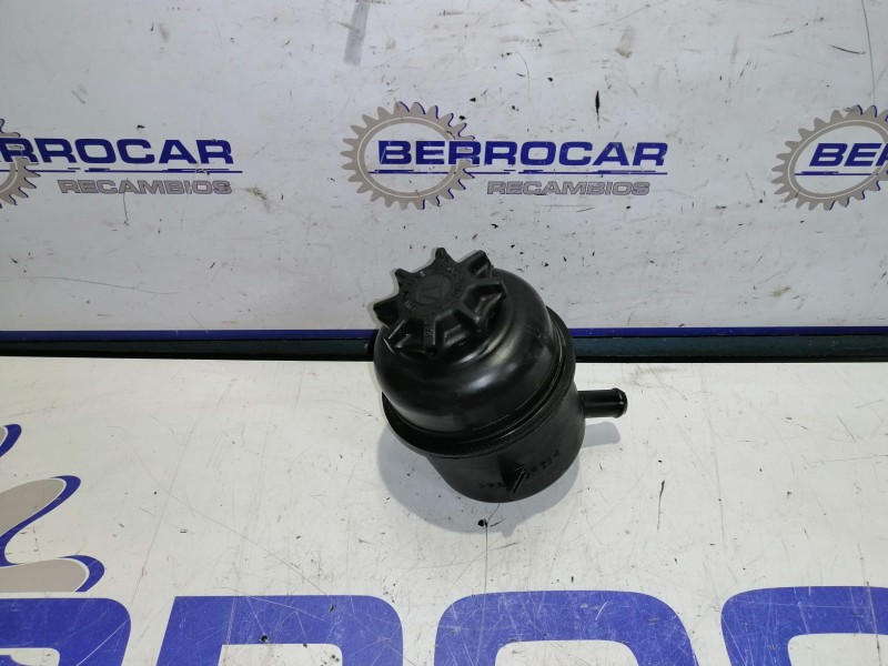 Recambio de bote liquido direccion para saab 9-3 berlina 2.0 cat referencia OEM IAM 4482600  