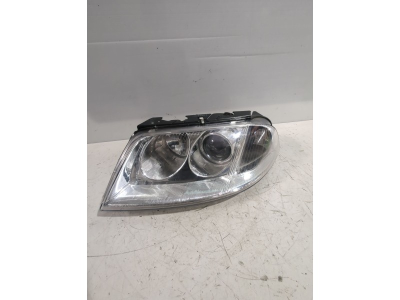 Recambio de faro izquierdo para volkswagen passat b5.5 (3b3) 1.9 tdi referencia OEM IAM 3B0941015AN  