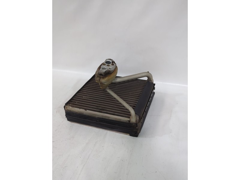Recambio de evaporador aire acondicionado para seat ibiza iii (6l1) 1.4 tdi referencia OEM IAM 6Q0820103  