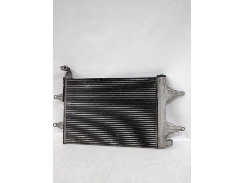 Recambio de condensador / radiador aire acondicionado para seat ibiza iii (6l1) 1.4 tdi referencia OEM IAM 6Q0820411k  