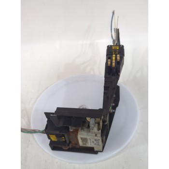 Recambio de caja reles / fusibles para citroën c4 picasso i monospace (ud_) 1.6 hdi referencia OEM IAM 9666527580  
