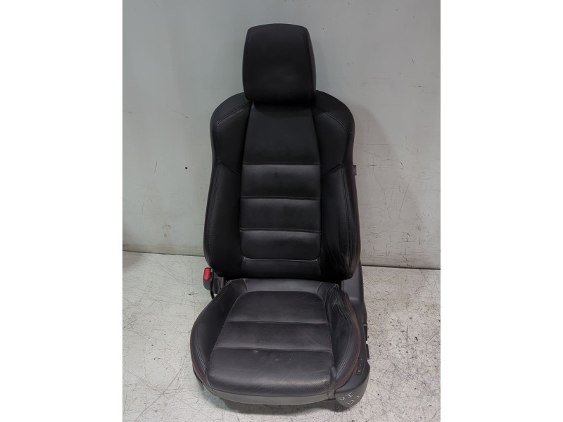 Recambio de asiento delantero izquierdo para mazda 6 station wagon (gj, gl) 2.2 d referencia OEM IAM   