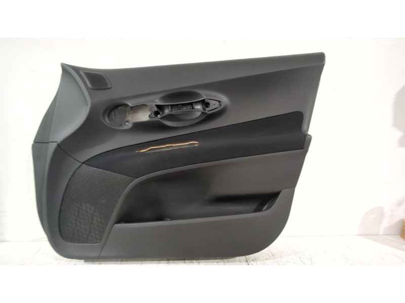 Recambio de guarnecido puerta delantera derecha para toyota auris (_e15_) 1.6 (zre151_) referencia OEM IAM 67763X1F00  
