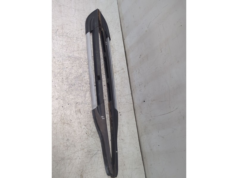 Recambio de barra techo para hyundai tucson (jm) 2.0 crdi referencia OEM IAM 872732E000/872832E000  