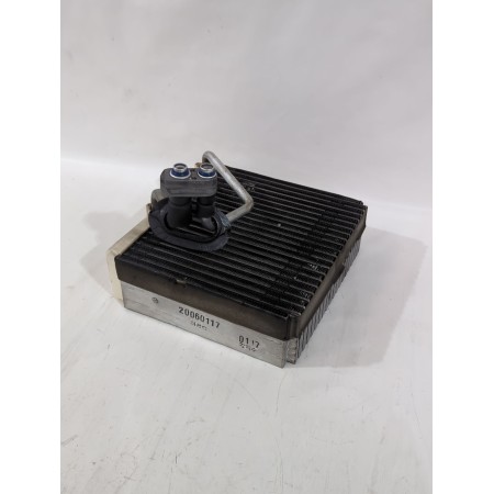 Recambio de evaporador aire acondicionado para hyundai tucson (jm) 2.0 crdi referencia OEM IAM 971392E201  
