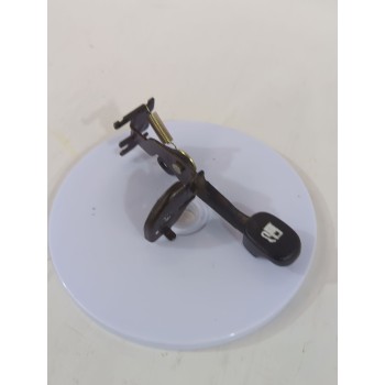 Recambio de tirador tapa combustible para hyundai tucson (jm) 2.0 crdi referencia OEM IAM 811302E000  