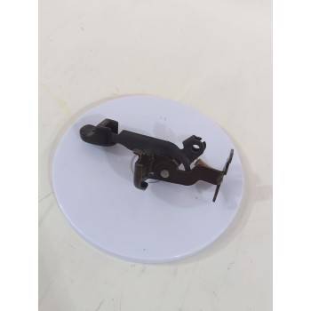 Recambio de tirador tapa combustible para hyundai tucson (jm) 2.0 crdi referencia OEM IAM 811302E000  
