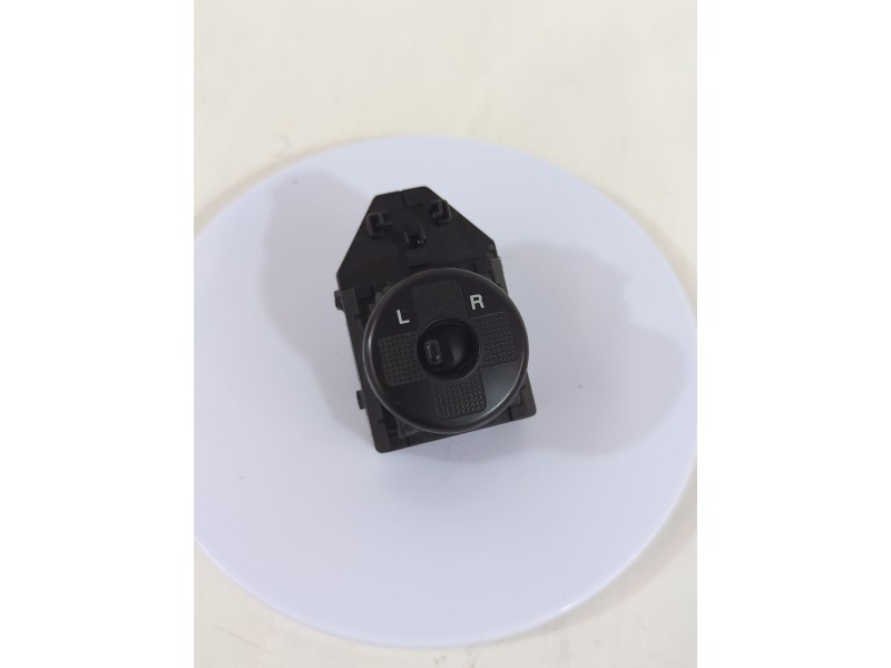 Recambio de interruptor para hyundai tucson (jm) 2.0 crdi referencia OEM IAM 935302E000  