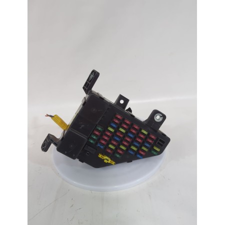 Recambio de caja reles / fusibles para hyundai tucson (jm) 2.0 crdi referencia OEM IAM 911102E001  