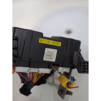Recambio de caja reles / fusibles para hyundai tucson (jm) 2.0 crdi referencia OEM IAM 911102E001  