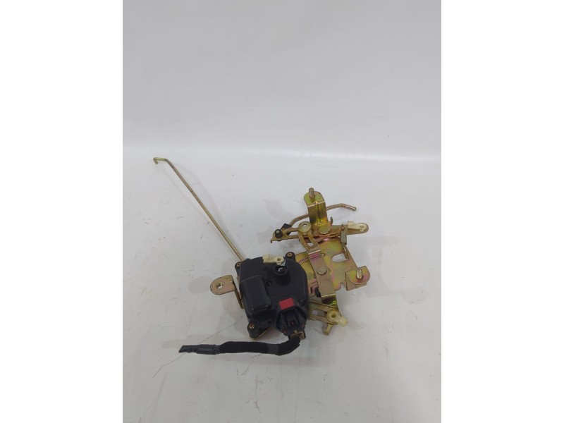 Recambio de motor cierre centralizado maletero / porton para hyundai tucson (jm) 2.0 crdi referencia OEM IAM 812902E010  