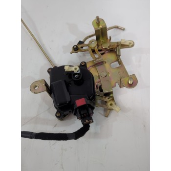 Recambio de motor cierre centralizado maletero / porton para hyundai tucson (jm) 2.0 crdi referencia OEM IAM 812902E010  