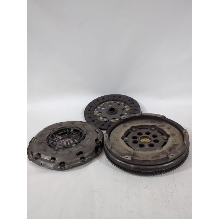 Recambio de kit embrague para hyundai tucson (jm) 2.0 crdi referencia OEM IAM 324048710  