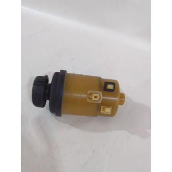 Recambio de deposito direccion asistida para hyundai tucson (jm) 2.0 crdi referencia OEM IAM 571502E000  