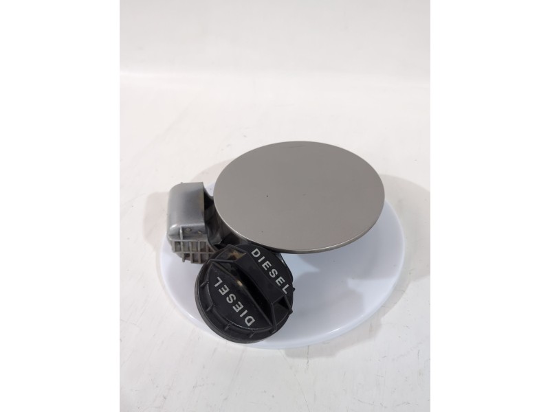 Recambio de tapa exterior combustible para hyundai tucson (jm) 2.0 crdi referencia OEM IAM 695102E000  